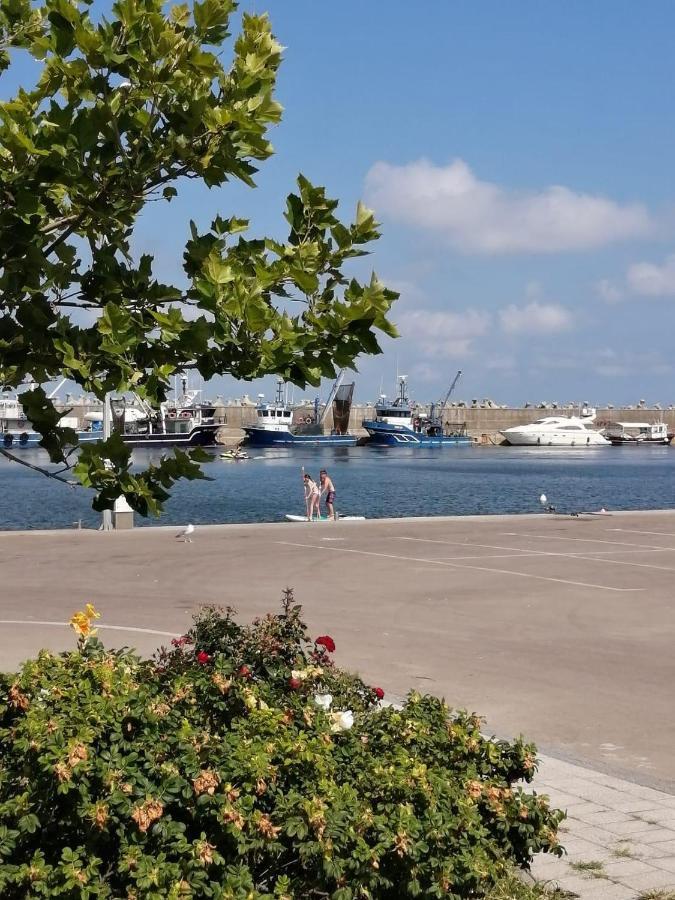 La Eluta Cazino Apartment Constanta Bagian luar foto